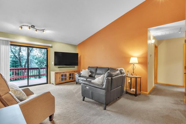 20120 Redwood Dr, Foresthill, CA 95631