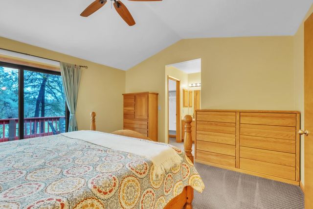 20120 Redwood Dr, Foresthill, CA 95631