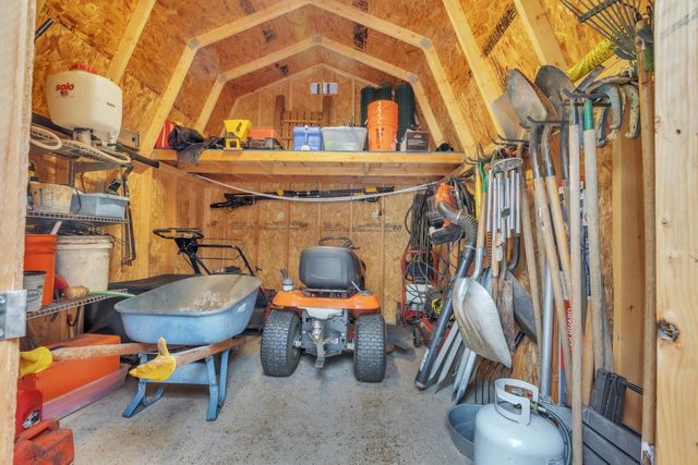 20120 Redwood Dr, Foresthill, CA 95631