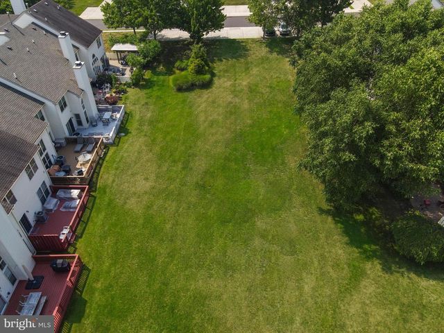 104 SUFFIELD CT, Chalfont, PA 18914
