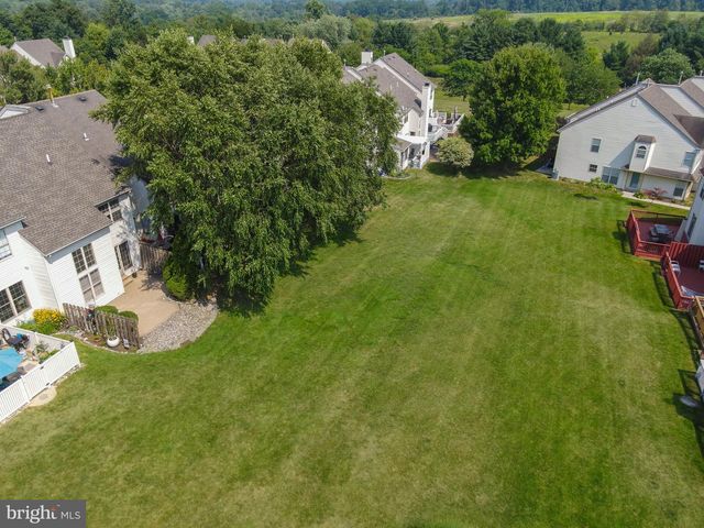 104 SUFFIELD CT, Chalfont, PA 18914