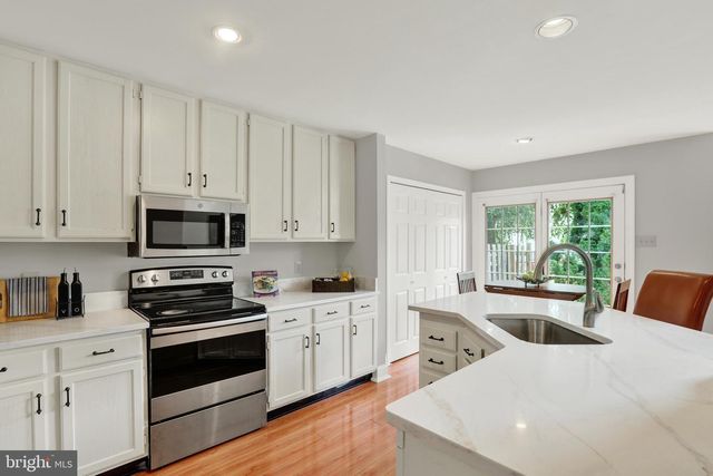 104 SUFFIELD CT, Chalfont, PA 18914
