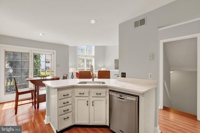 104 SUFFIELD CT, Chalfont, PA 18914