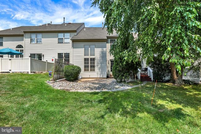 104 SUFFIELD CT, Chalfont, PA 18914