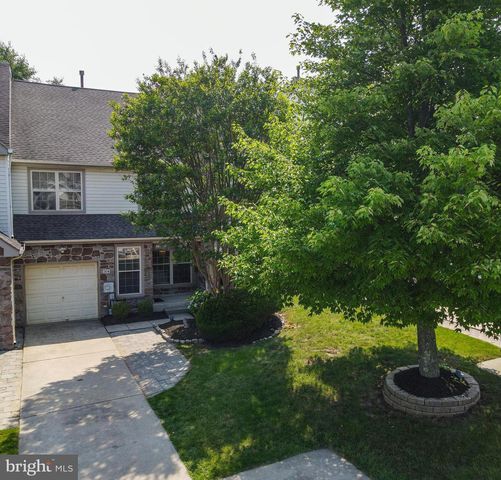 104 SUFFIELD CT, Chalfont, PA 18914