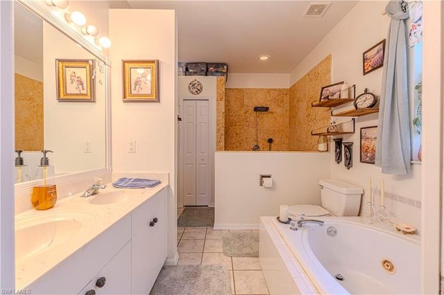 4065 10th AVE SE, Naples, FL 34117