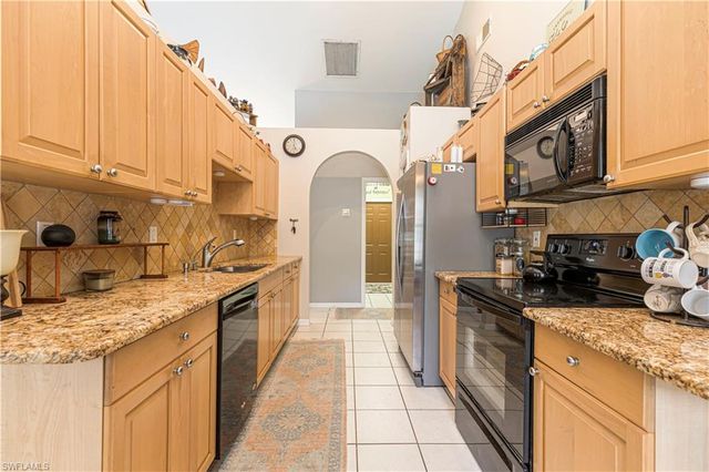 4065 10th AVE SE, Naples, FL 34117