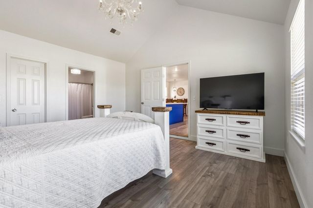 404 Willow Drive, Pottsboro, TX 75076