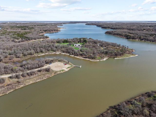 404 Willow Drive, Pottsboro, TX 75076