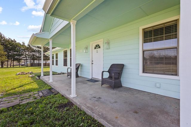 404 Willow Drive, Pottsboro, TX 75076