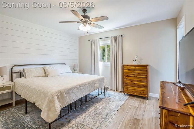 4225 N Tipsico Lake Road, Hartland, MI 48353