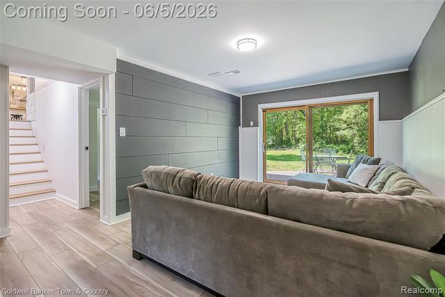 4225 N Tipsico Lake Road, Hartland, MI 48353