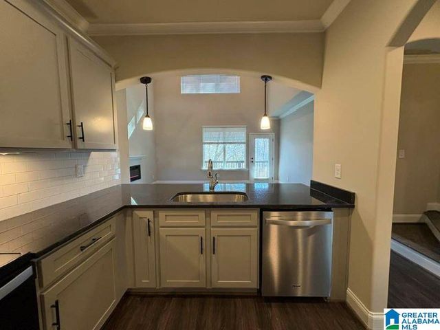 4407 LENNOX PLACE, Birmingham, AL 35216