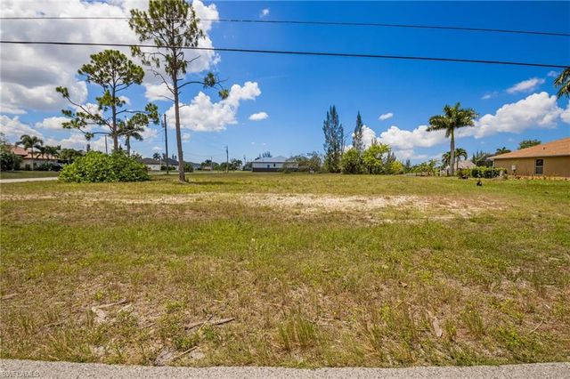 3400 Kismet PKWY W, Cape Coral, FL 33993