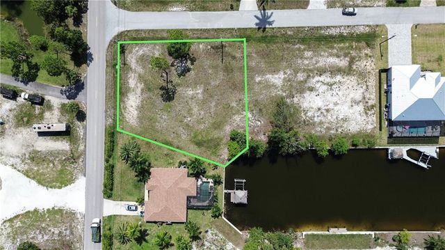 3400 Kismet PKWY W, Cape Coral, FL 33993