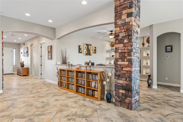 2130 E Calle Salamanca, Fort Mohave, AZ 86426