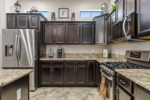 2130 E Calle Salamanca, Fort Mohave, AZ 86426