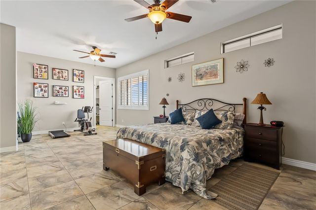 2130 E Calle Salamanca, Fort Mohave, AZ 86426