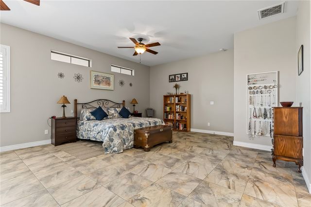 2130 E Calle Salamanca, Fort Mohave, AZ 86426