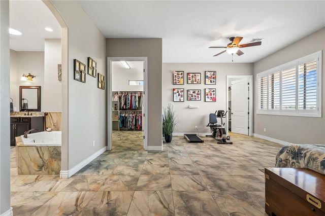 2130 E Calle Salamanca, Fort Mohave, AZ 86426