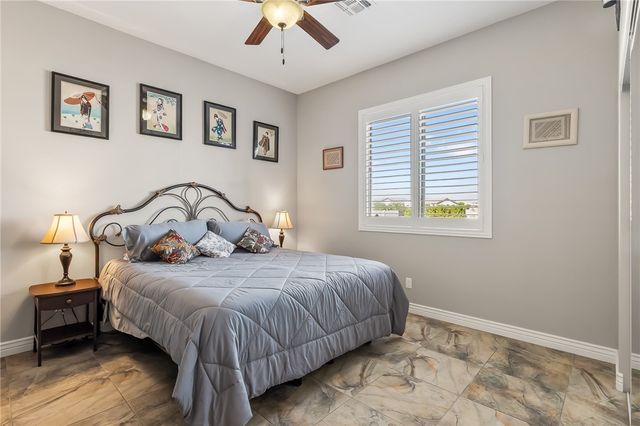 2130 E Calle Salamanca, Fort Mohave, AZ 86426