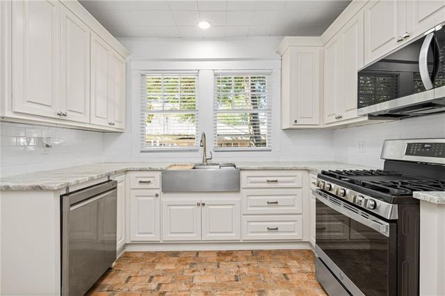 1958 Myrtle Avenue, Mobile, AL 36606