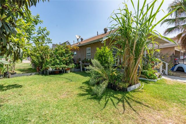 325 W Crescent Drive, Azusa, CA 91702