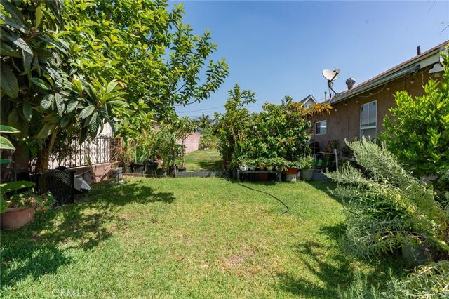 325 W Crescent Drive, Azusa, CA 91702