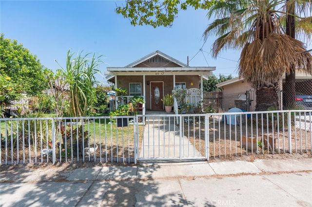 325 W Crescent Drive, Azusa, CA 91702