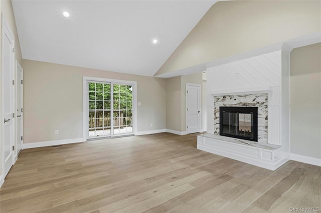 3 Atlanta Drive, Huntington, NY 11743