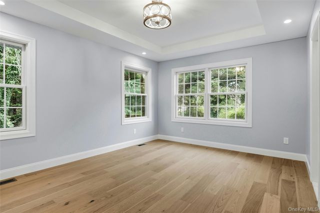 3 Atlanta Drive, Huntington, NY 11743