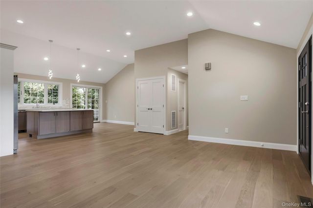 3 Atlanta Drive, Huntington, NY 11743