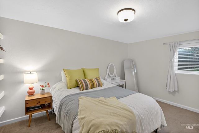 591 S Garden Street, Boise, ID 83705