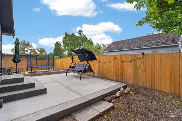 591 S Garden Street, Boise, ID 83705