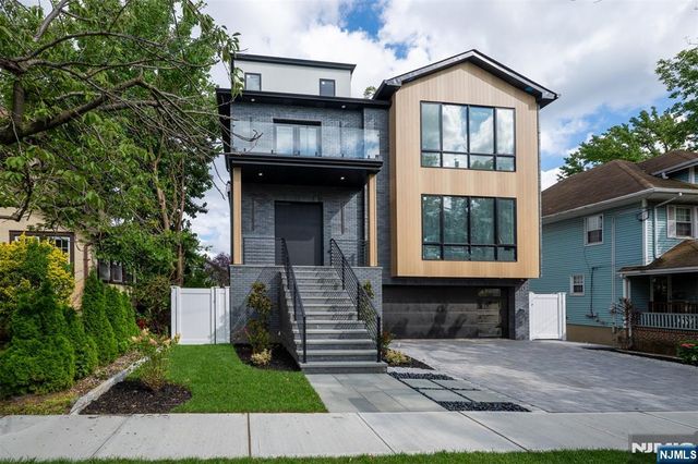 10 Williams Terrace, Cliffside Park, NJ 07010