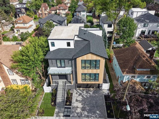 10 Williams Terrace, Cliffside Park, NJ 07010