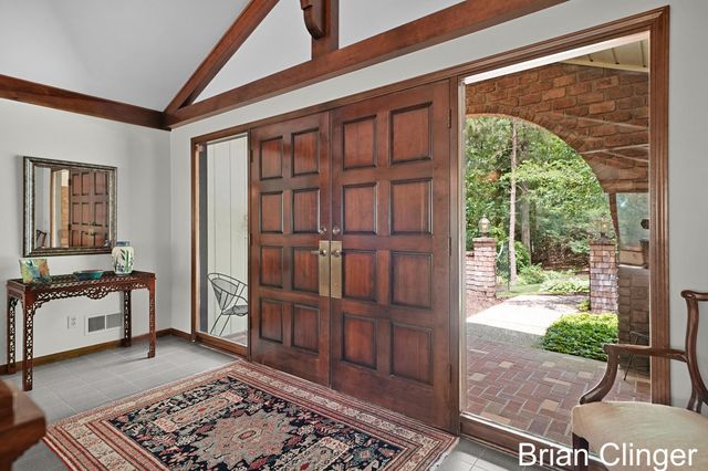 8160 Wilderness Trail Ne, Ada Twp, MI 49301