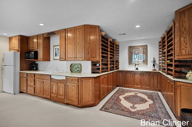 8160 Wilderness Trail Ne, Ada Twp, MI 49301