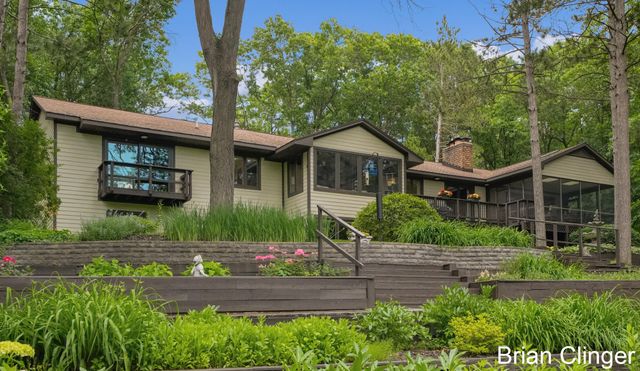 8160 Wilderness Trail Ne, Ada Twp, MI 49301