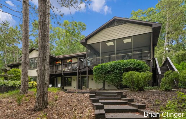 8160 Wilderness Trail Ne, Ada Twp, MI 49301