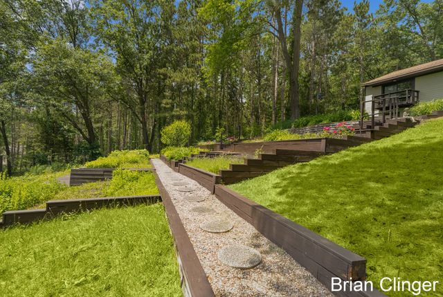 8160 Wilderness Trail Ne, Ada Twp, MI 49301