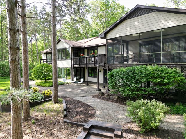 8160 Wilderness Trail Ne, Ada Twp, MI 49301