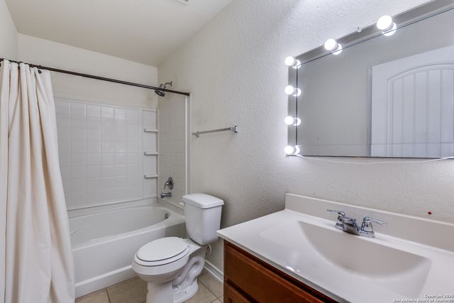 3027 Mission Gate, San Antonio, TX 78224