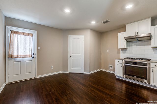 3027 Mission Gate, San Antonio, TX 78224