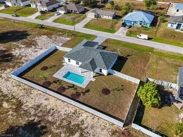 1926 NW 16th TER, Cape Coral, FL 33993