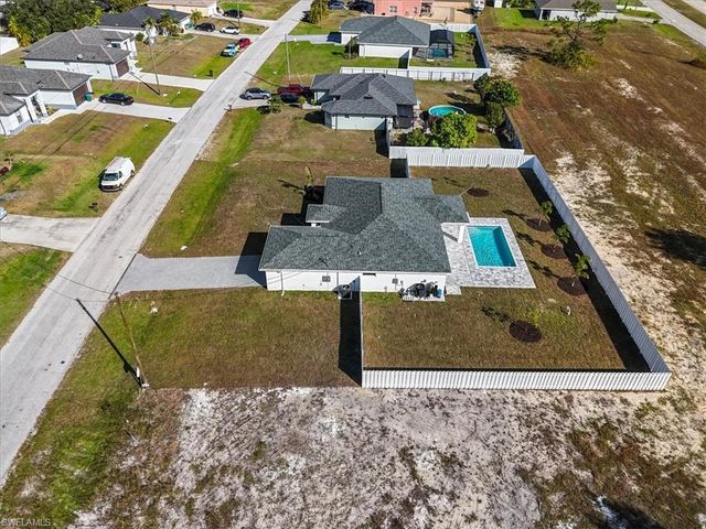1926 NW 16th TER, Cape Coral, FL 33993