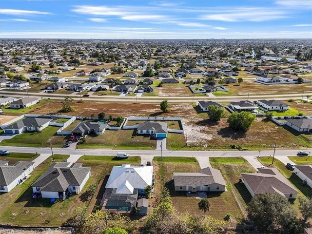 1926 NW 16th TER, Cape Coral, FL 33993