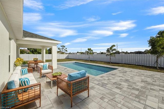 1926 NW 16th TER, Cape Coral, FL 33993