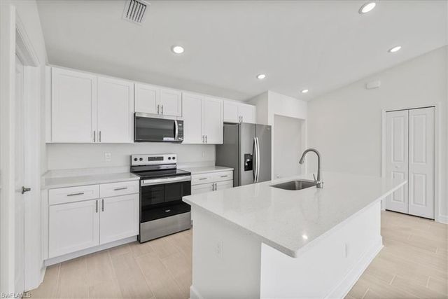 1926 NW 16th TER, Cape Coral, FL 33993