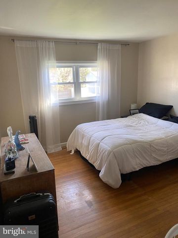 276 IRELAND TER, Williamstown, NJ 08094